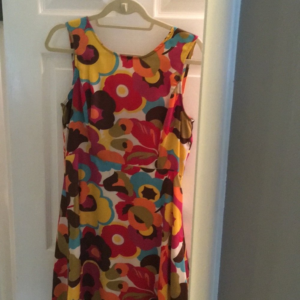 Beautiful 🌺 dress!